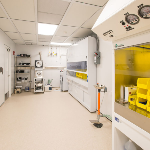 Cleanroom with equipment