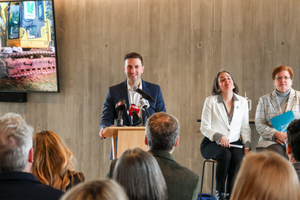 Chris Kulik speaking at the Graycliff ribbon cutting